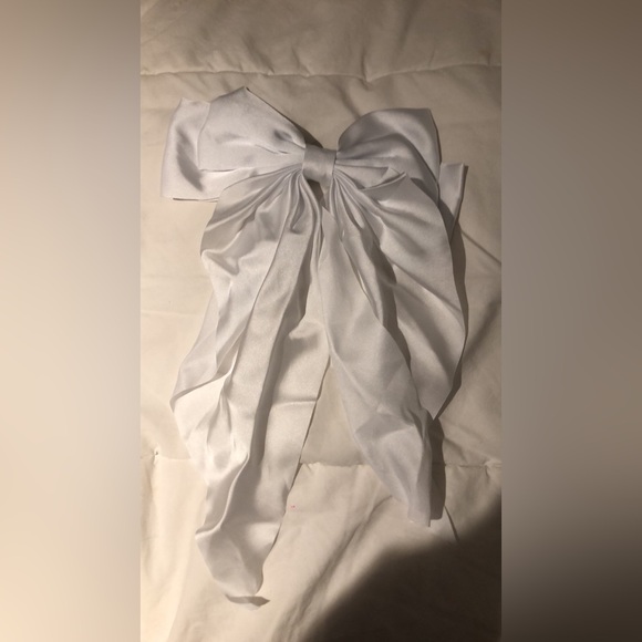 Bundle of 4 Hair bows/ribbon clips - Picture 5 of 8